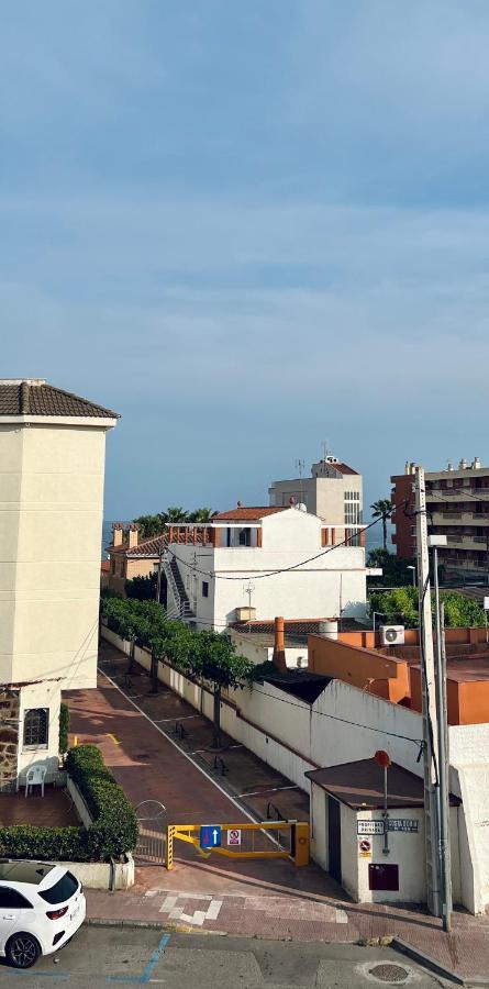 Apartamento En Salou A 20M Playa! Reformado Nuevo Кембрилс Екстериор снимка