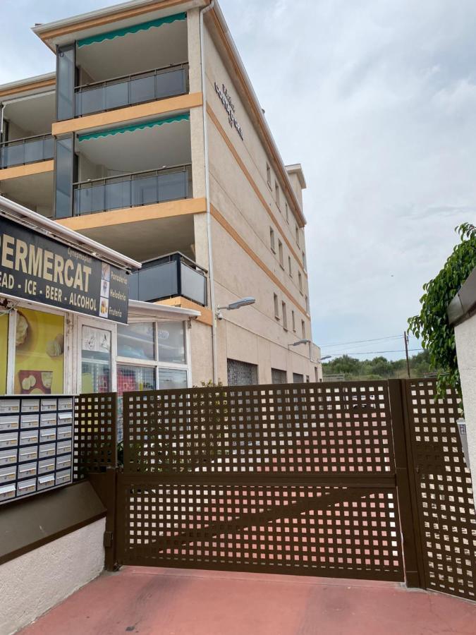 Apartamento En Salou A 20M Playa! Reformado Nuevo Кембрилс Екстериор снимка